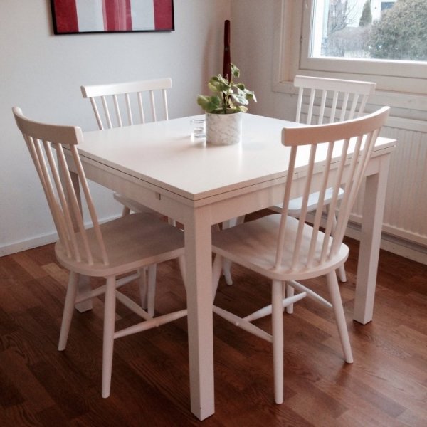 Pinnestol Karl - Hvitlakkert + Mbelftter