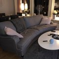 Kundebilde Howard Luxor buet 4-setes sofa 240 cm - Valgfri farge