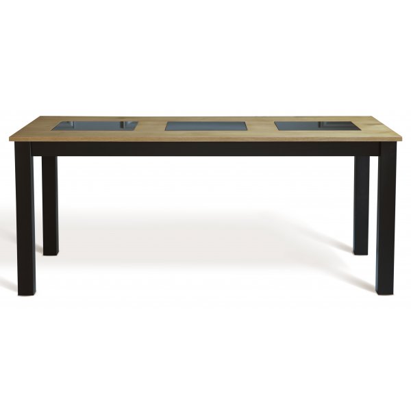 Jasmin spisebord 180 x 90 cm i eik med sorte ben Jasmin spisebord 180 x 90 cm i eik med sorte ben