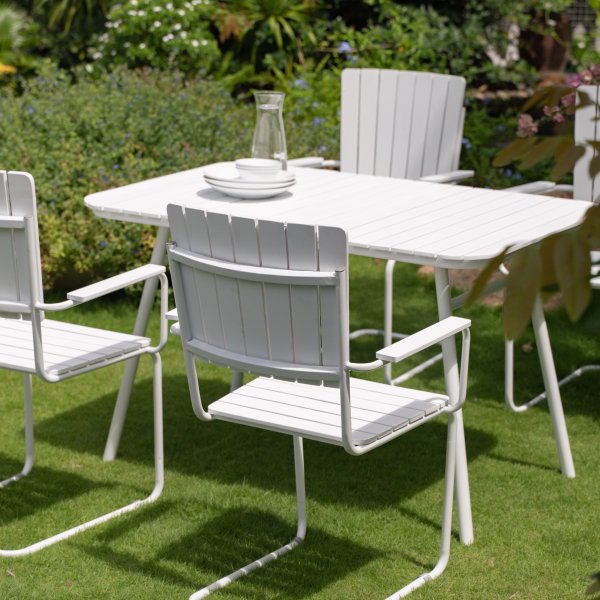 Utegruppe; bord 120x80 cm med 4 stoler - Holmsund