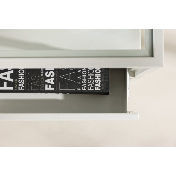 Fortaleza sidebord 40 x 40 cm - Hvit Fortaleza sidebord 40 x 40 cm - Hvit