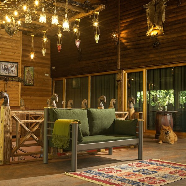 Kappis 2-seters utesofa - Brun/grnn + Tekstilrens for mbler