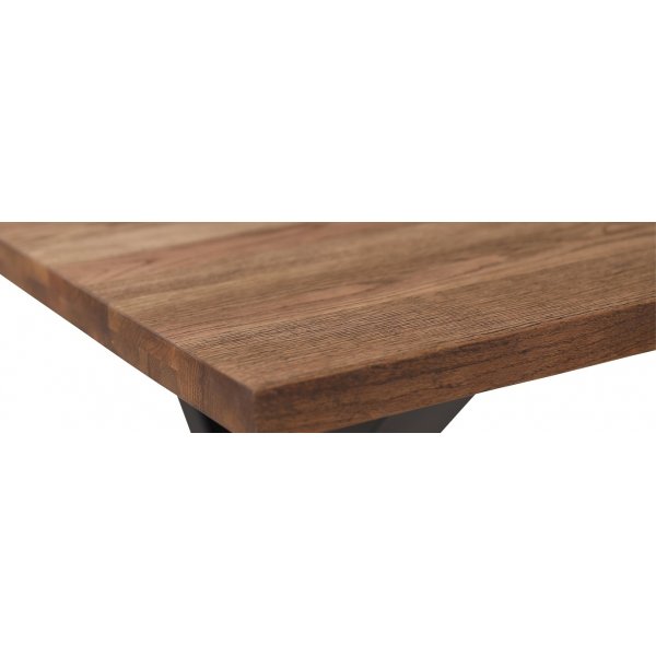 Forest spisebord med U-ben - Brunoljet eik - 220 cm