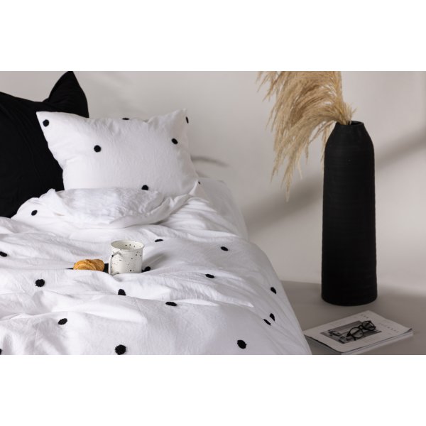 Loki sengesett 200 x 150 cm - Hvit/svart Loki sengesett 200 x 150 cm - Hvit/svart