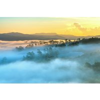 Glassbilde Foggy Landscape - 120x80 cm Glassbilde Foggy Landscape - 120x80 cm