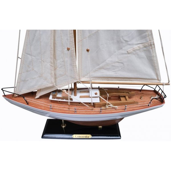 Modellb�t Concordia seilb�t - Hvit