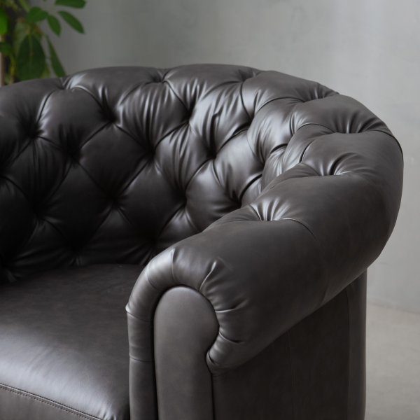 Chesterfield Royal lenestol - Black Chocolate (PU skinn) Chesterfield Royal lenestol - Black Chocolate (PU skinn)