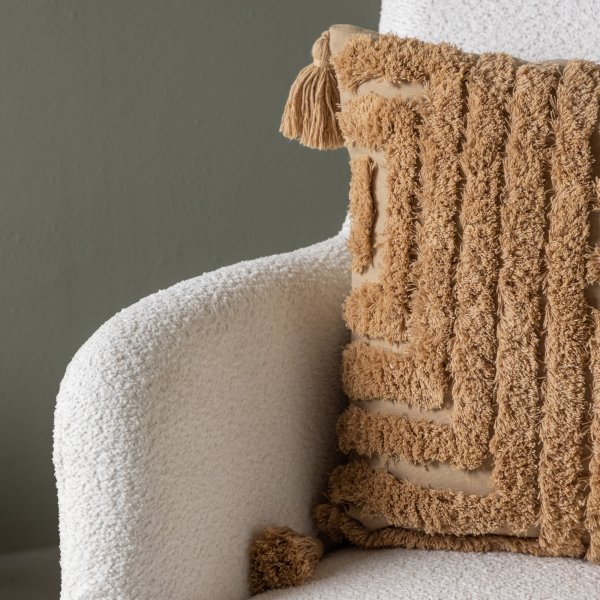 Como lenestol i hvit boucle Como lenestol i hvit boucle