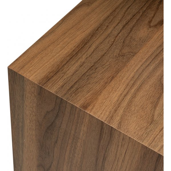 Cubo sidebord 45 x 45 cm - Valnøtt Cubo sidebord 45 x 45 cm - Valnøtt