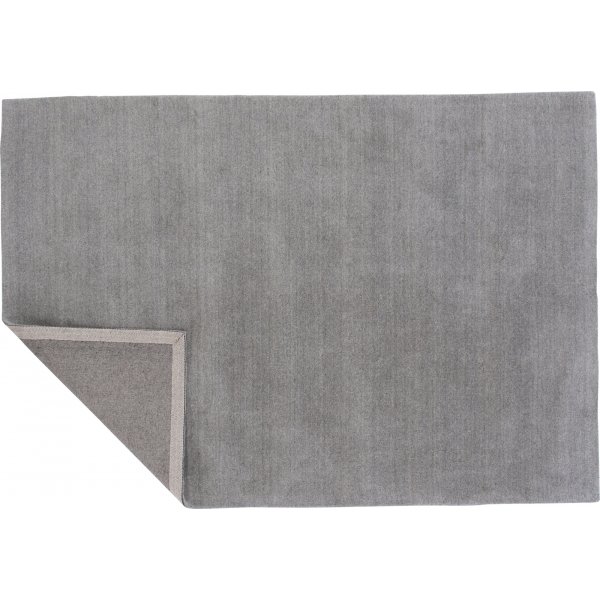 Bella ullteppe - Lysegr