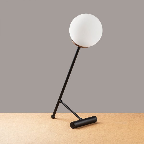 Golf bordlampe, opal - Svart Golf bordlampe, opal - Svart