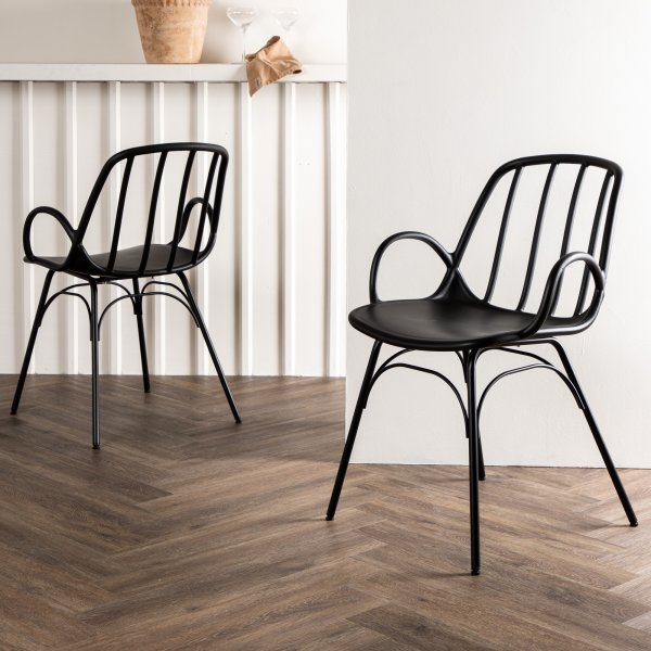 Dyrön spisestuestol - Svart Dyrön spisestuestol - Svart