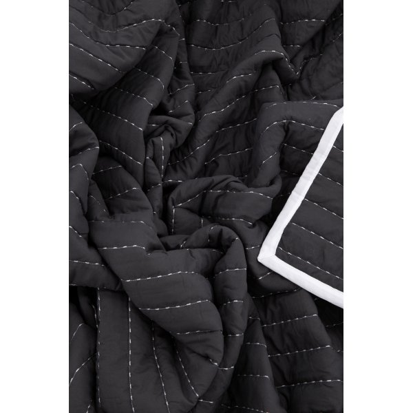 Oscar sengeteppe - Antrasitt Oscar sengeteppe - Antrasitt