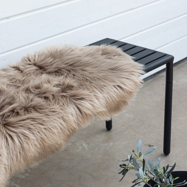 Katy fold 180 x 55 cm - Brun fuskepels Katy fold 180 x 55 cm - Brun fuskepels