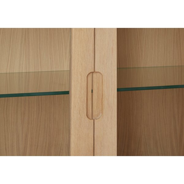 Nordli vitrineskap - Lys eik