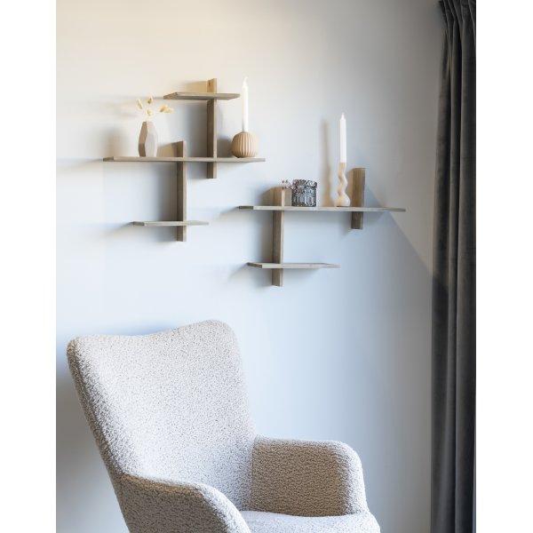 Gavi vegghylle - Brunbeiset furu Gavi vegghylle - Brunbeiset furu