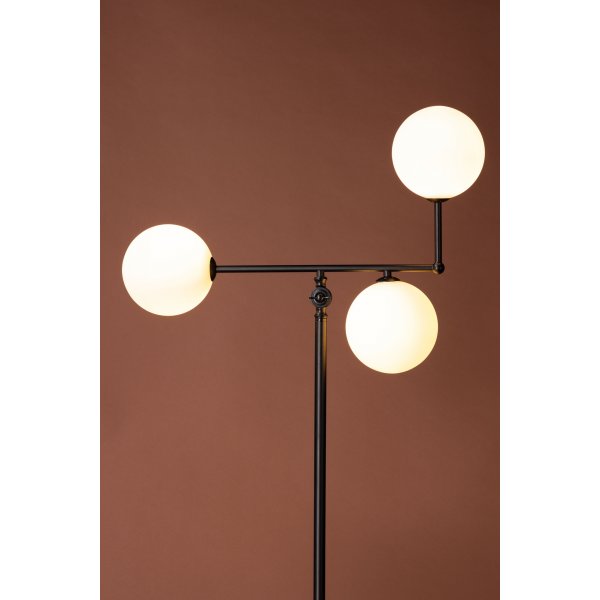 Marsan gulvlampe - Sort/hvit Marsan gulvlampe - Sort/hvit