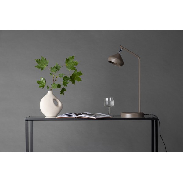 Isaberg bordlampe - Krom/Mocca Isaberg bordlampe - Krom/Mocca
