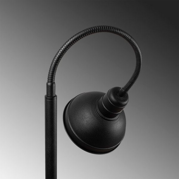 Like gulvlampe 8 - Svart/gull Like gulvlampe 8 - Svart/gull