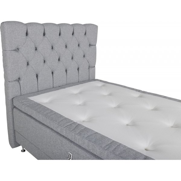 Vansbro justerbar kontinentalseng 120 cm inkl hodegjerde Särna - Valgfri farge! Vansbro justerbar kontinentalseng 120 cm inkl hodegjerde Särna - Valgfri farge!