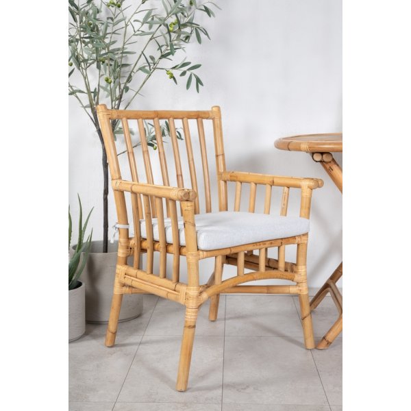 Cane uteservering gruppe med 2 Cane stoler - Natur/Sandbeige Cane uteservering gruppe med 2 Cane stoler - Natur/Sandbeige