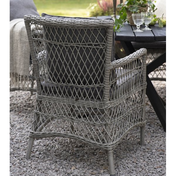 Utend�rs spisestuestol i gr� rotting med pute