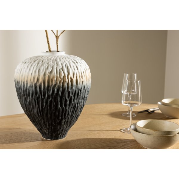 Rutevase 29 x 34 cm - Beige/Grå/Hvit Rutevase 29 x 34 cm - Beige/Grå/Hvit