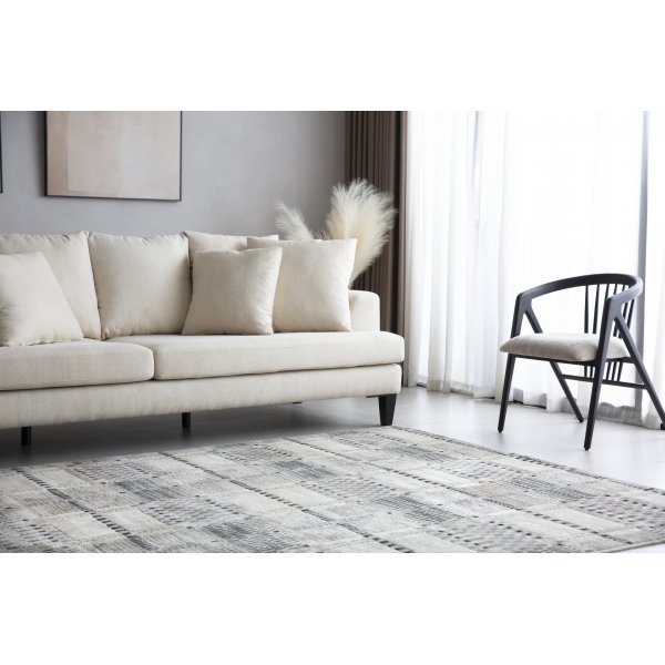 Sofa beige 4-seter med løse puter - Remy Sofa beige 4-seter med løse puter - Remy