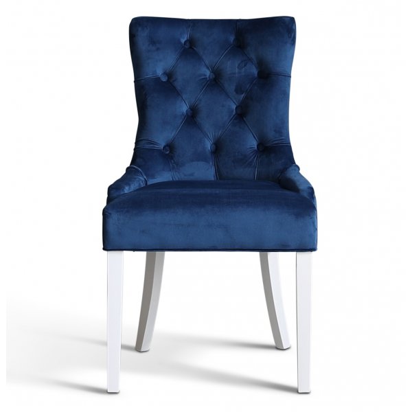 Dalsland spisegruppe: Spisebord i hvit/eik med 6 stk Tuva stoler i blå fløyel + 4.00 x Møbelføtter Dalsland spisegruppe: Spisebord i hvit/eik med 6 stk Tuva stoler i blå fløyel + 4.00 x Møbelføtter