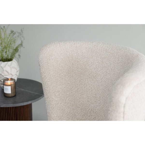 Hällsö lenestol - Beige/valnøtt Hällsö lenestol - Beige/valnøtt