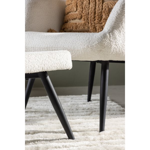 Como lenestol i hvit boucle Como lenestol i hvit boucle