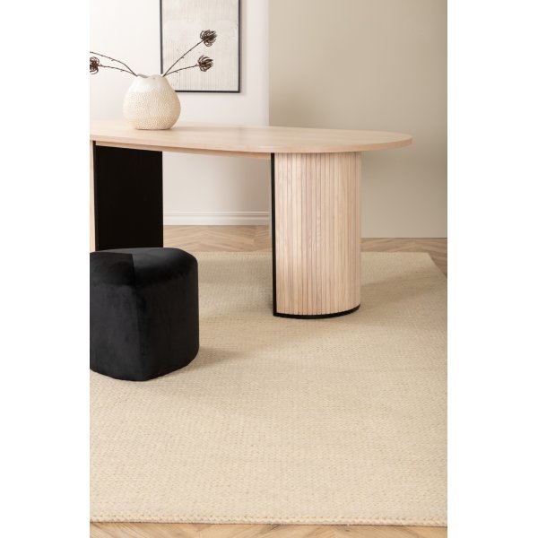 Hilding ullteppe - Kremhvit Hilding ullteppe - Kremhvit