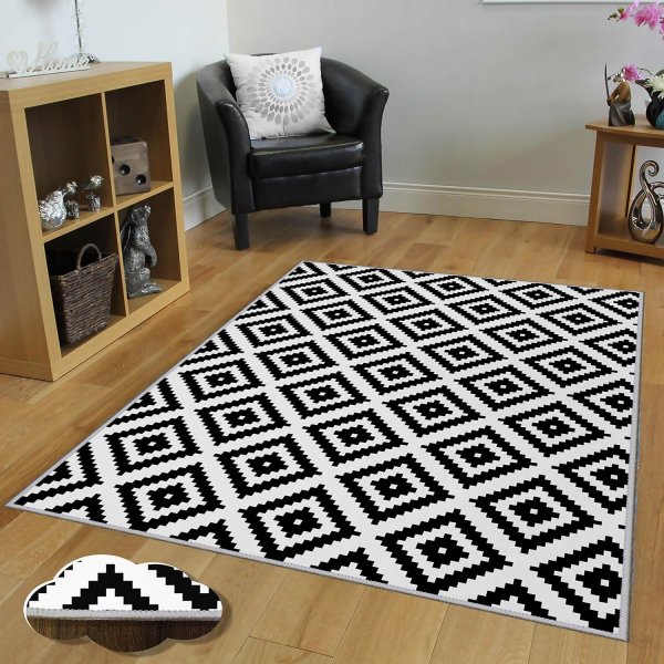 Intersect teppe 120 x 180 cm - Sort/hvitt Intersect teppe 120 x 180 cm - Sort/hvitt