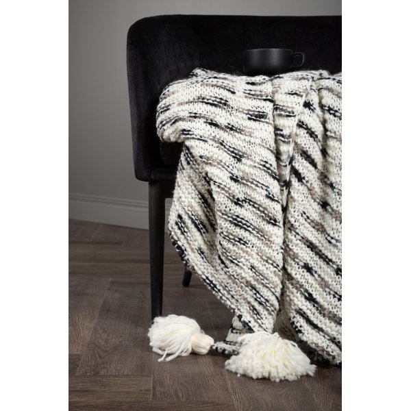 Mickel pledd, 130x170 cm - Grå/hvit Mickel pledd, 130x170 cm - Grå/hvit