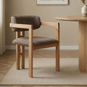 Lenestol Torpin i brun chenille og eik