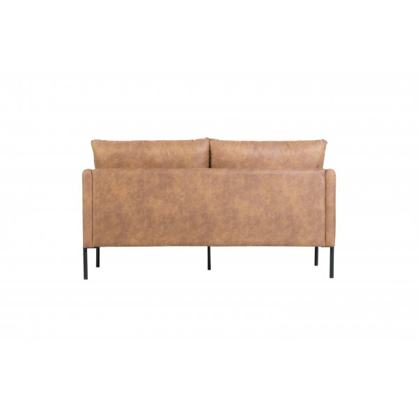 Kingsley 2,5-seter sofa - Cognac (økolær) + Flekkfjerner for møbler Kingsley 2,5-seter sofa - Cognac (økolær) + Flekkfjerner for møbler