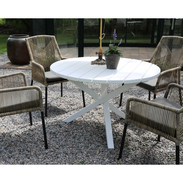 Scottsdale spisegruppe for uteplassen rundt bord med 4 stk. Ystad karmstoler - Grå/Beige/Hvit Scottsdale spisegruppe for uteplassen rundt bord med 4 stk. Ystad karmstoler - Grå/Beige/Hvit