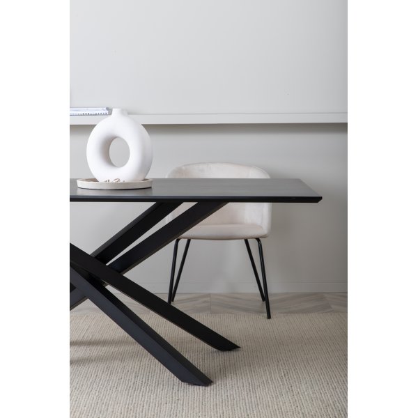 Hilding ullteppe - Kremhvit Hilding ullteppe - Kremhvit