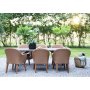 Oxford utendrs spisegruppe: brunsyret bord 220 cm, inkludert 6 stk. Valetta lenestoler i naturfarget kunstrotting