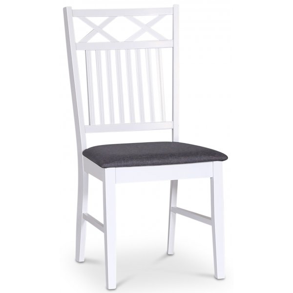 Sandhamn spisegruppe; Klaffbord med 4 stoler med doble kryss i ryggen Sandhamn spisegruppe; Klaffbord med 4 stoler med doble kryss i ryggen