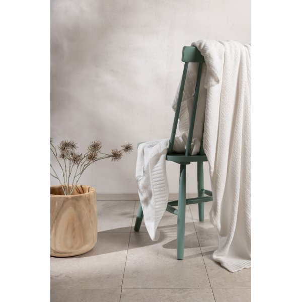 Nemy pledd, 130x170 cm - Hvit Nemy pledd, 130x170 cm - Hvit
