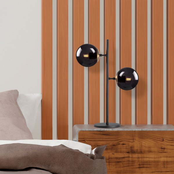 Fasett bordlampe, opal - Svart Fasett bordlampe, opal - Svart