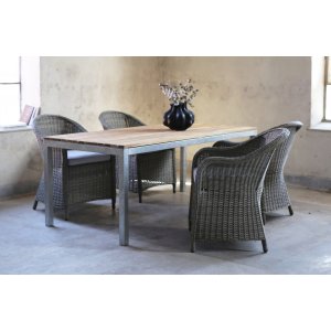 Matgruppe Alva: Spisebord i teak/galvanisert stl med 4 Mercury lenestoler i gr kunstrotting