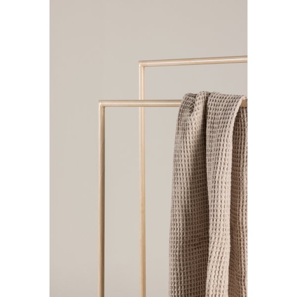 Alva klesstativ - Whitewash Alva klesstativ - Whitewash