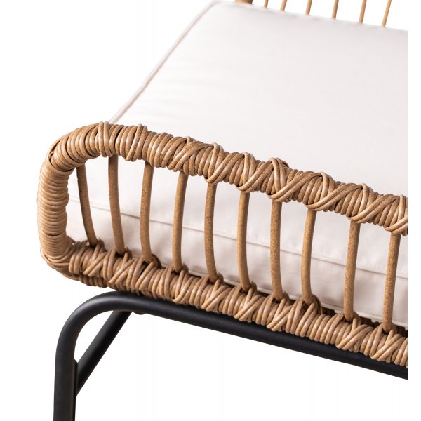 Sommer Utegruppe i kunstrotting - Spisegruppe med fire lenestoler og bord Sommer Utegruppe i kunstrotting - Spisegruppe med fire lenestoler og bord