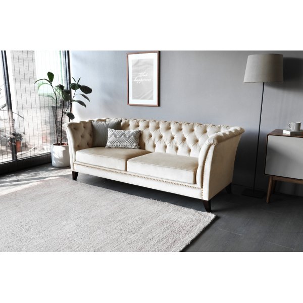 Milton Chesterfield 3-seter sofa - Beige fløyel Milton Chesterfield 3-seter sofa - Beige fløyel