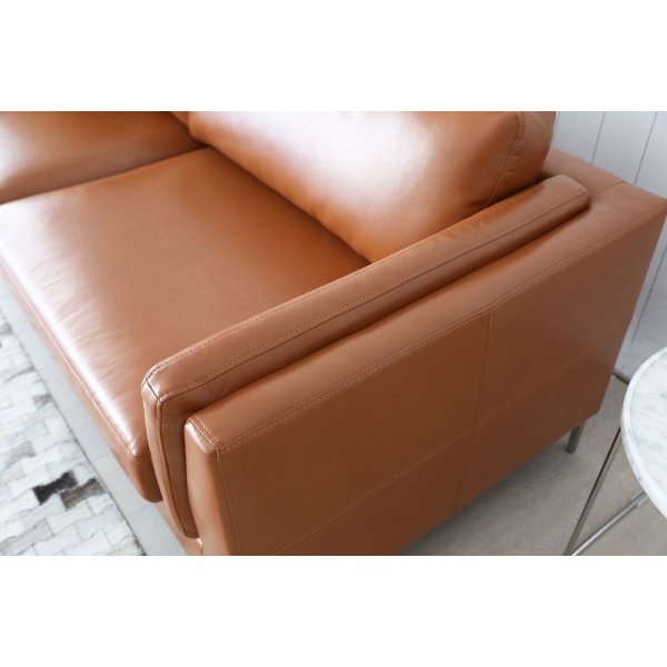 Cansas 3-seters sofa i cognac + Tekstilrens for møbler Cansas 3-seters sofa i cognac + Tekstilrens for møbler