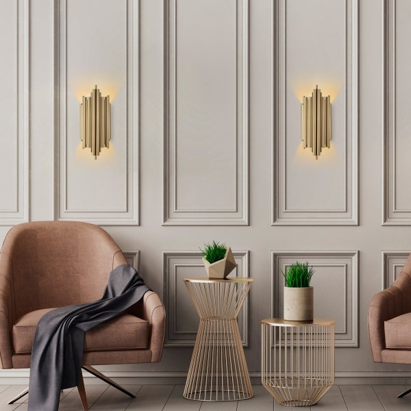 Vegglampe i gullfinish - Munnspill