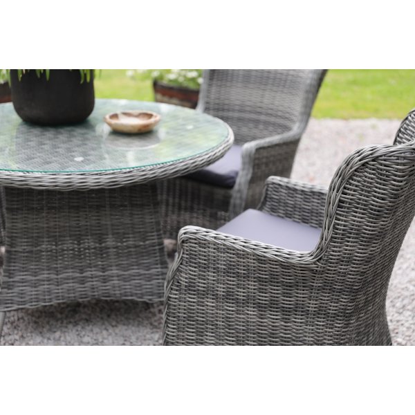 Utendørsgruppe; 4 stoler og spisebord Ø110 cm grå/rotting - Jacksonville/Provence Utendørsgruppe; 4 stoler og spisebord Ø110 cm grå/rotting - Jacksonville/Provence