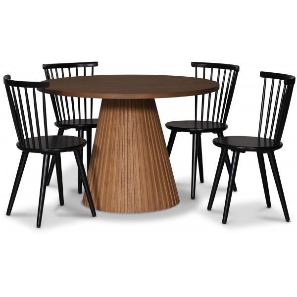 Cleo spisegruppe, rundt bord 110 cm, inkludert 4 stk. svarte Castor pinnestoler - Oljet eikefiner